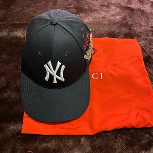 Authentic Gucci men baseball hat